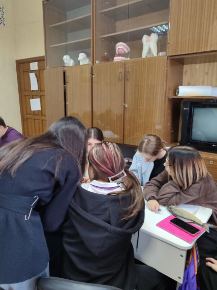 Продолжается Неделя математики в Лицее "Коллеж".