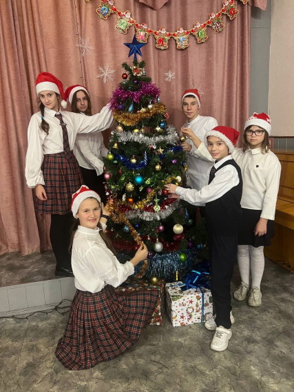 "Новогодний калейдоскоп" в "Лицее "Коллеж".